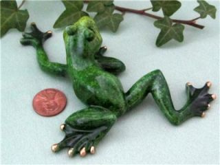 Frog Green Tropic Critter Golden Pond Resin Realistic Sculpture