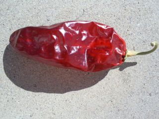 NEW MEXICO DRIED WHOLE CHILI CHILE PEPPERS 4 OUNCES HATCH DEMING