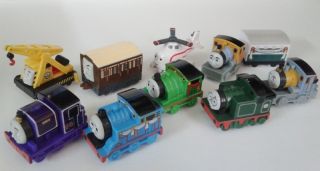   Thomas The Train 2011 THOMAS Harold Friends Mini Plastic Toy LOOSE