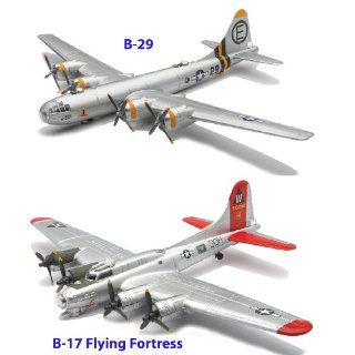 B 17 Flying Fortress and B 29 Planes Set Toys & Games