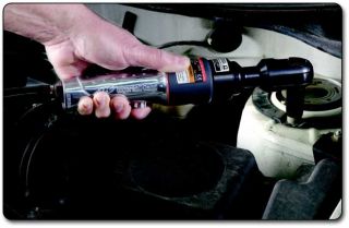 This pneumatic ratchet wrench helps you tackle even the most stubborn