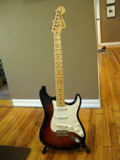  Fender Highway One Stratocaster   USA Made   Used/Excellent Condition