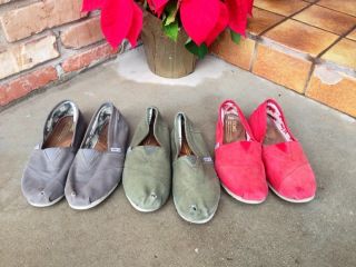 Women Toms Red Green Gray Classic Slip On Very Worn Out 3 Lot Pairs Sz