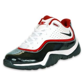 Nike Kids Sharkley Low Basketball Shoe White/Black