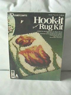 Unused Vogartcrafts Latch Hook Designer Tulip Rug Kit