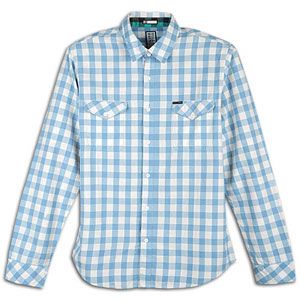 Take a leap forward with the Billabong Quantum Woven Shirt in your