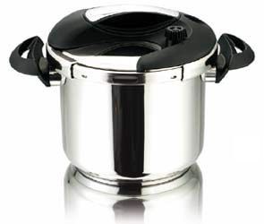  0LT 7 4qt 3 Ply Induction Ready Stainless Steel Pressure Cooker