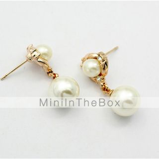 USD $ 3.49   Gilt Classic Pearl Earrings, Gadgets