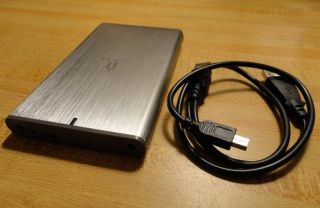 Iomega 2 5 SATA External Enclosure Laptop Hard Drive USB 2 0 HDD