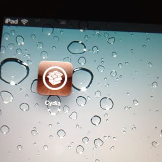 iPad 2 WiFi 16 GB iOS 5 1 1 Jailbroken with EXTRAS