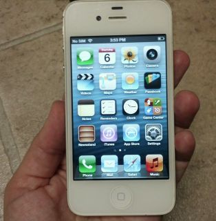 Apple iPhone 4S 4GS 64GB White Unlocked Mobile Cell Smart Phone