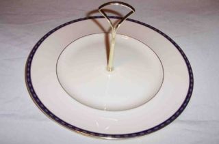 Minton Bone China St James Round Serving Plate w Handle