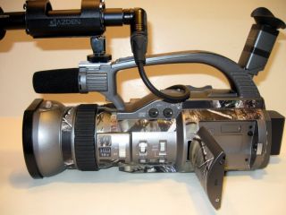 JVC GY DV300U Pro 3 CCD Camcorder with Azden Shotgun Mic