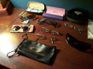  ,Glasses & Case Lot Maui Jim,Hilfiger,Oakley,Perry Ellis, Angler Eyes