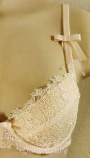 Marie Jo Haute Couture Evita Low Cut Plunge Bra 36A Intricate Lace