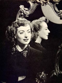 1947 Rotogravure Joan Crawford Hollywood Actress Mirror Lucille