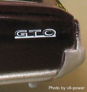 1966 Pontiac GTO Hot Rod in Factory Burgundy MTLC RRs 1 64 Diecast 1
