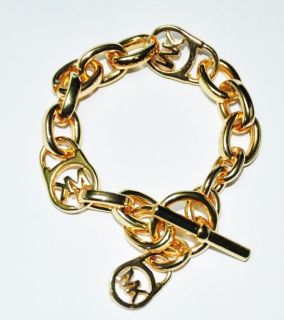 Brand New Michael Kors Gold Tone Logo Link Toggle Bracelet Must Buy