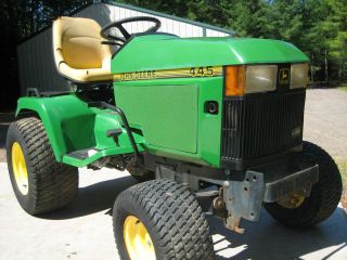John Deere 445 Lawn Tractor for Parts or Great Restoration Project