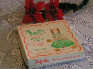 VINTAGE 1950S NELLY BEE WEAVING LOOM WITH ORIGINAL BOX INSTRUCTIONS NICE  
