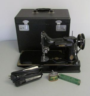 Vintage Singer Featherweight Centennial Sewing Machine Portable in