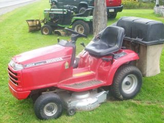 Honda 4514 Lawn Tractor
