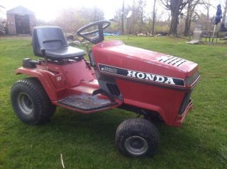 Honda HT 3810 Lawn Tractor