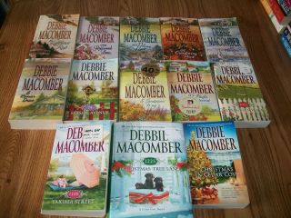 Lot of 13 Debbie Macomber Books Cedar Cove Series Romance