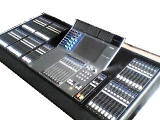 Yamaha M7CL 48 Mixing Desk with PSU and Flight Case Used