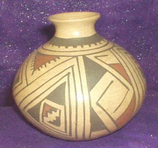 Mata Ortiz Mexican Mexico Pottery Pot Manuel L Olivas