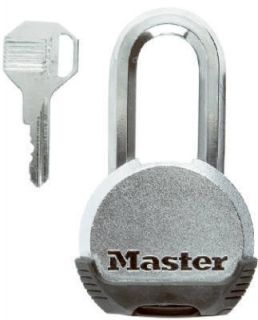 Master Lock Magnum Solid Steel Padlock w Solid Body 1 1 2 Shackle