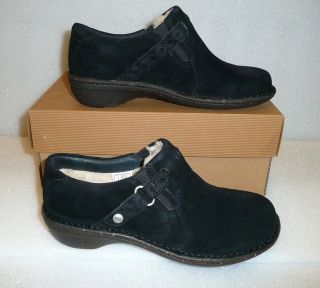 UGG Oleander Black Suede Womens Shoes New in Box
