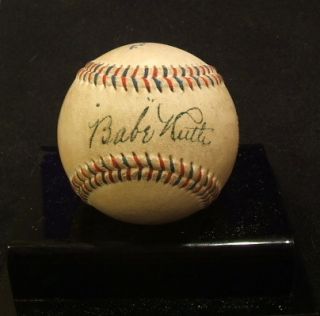 Babe Ruth Replica 1927 Single Signed Autographed Baseball