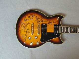 Neal Schon Michaele Salahi Autographed Yamaha SG1000 Electric Guitar w