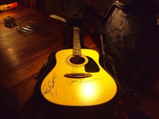 Jack Johnson G Love Autographed Guitar Authentic