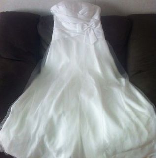 Wedding Dress Size 14 Light Weight Perfect For Reception NEVER WORN
