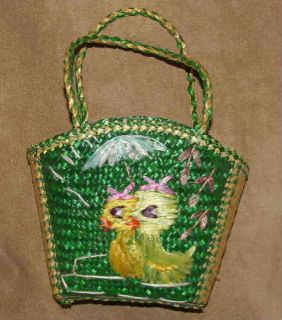 VINTAGE EASTER CHICK PURSE BASKET WOVEN GREEN CUTE