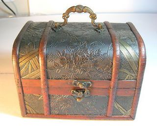 Large Antique Design Wooden Jewelry Treasure Chest Box With Handle