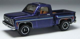 SHIPPING  LOOS E 75 CHEVY STEPSIDE PICKUP PURPLE w/TRAILER HITCH