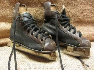 Vintage Childs Ice Skates RARE TODDLER SIZE Old Antique Skate