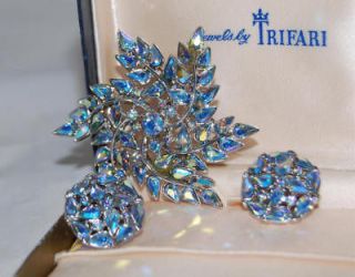 Vintage Crown Trifari Blue Aurora Borealis Rhinestone Pin & Earrings