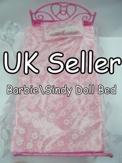 LOVELY BARBIE SINDY DOLL FURNITURE BED IN 2 COLOURS PINK OR PURPLE UK