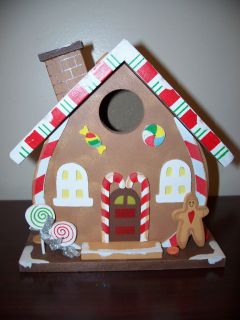 gingerbread bird house