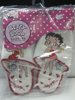 Betty Boop ~ White Bath Slippers ~ One Size Fits Most~Fits avg size