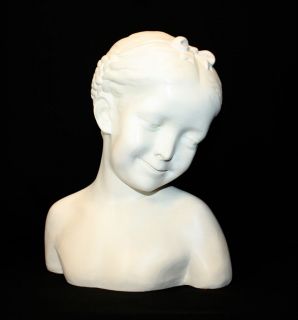 Beautiful Vintage Chalk Ware bust Of European Peasant Girl