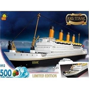 titanic ship toy in Toys & Hobbies