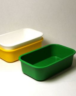 Canary/ Small Bird Plastic Bath Dish, Assorted Colors
