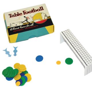 VINTAGE STYLE TIDDLYWINKS TABLE FOOTBALL GAME FAMILY FUN GREAT GIFT