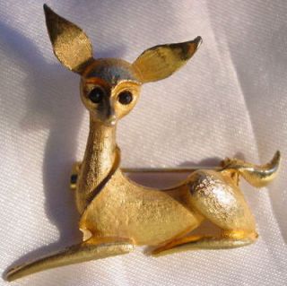 deer brooch vintage