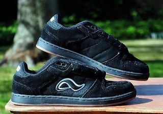 Adio Hamilton V2 Skate Shoes Mens Size 8 New in Box Black/White/Gu m